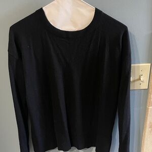 Pendleton Women's Classic merino wool Black Crew Neck Sweater